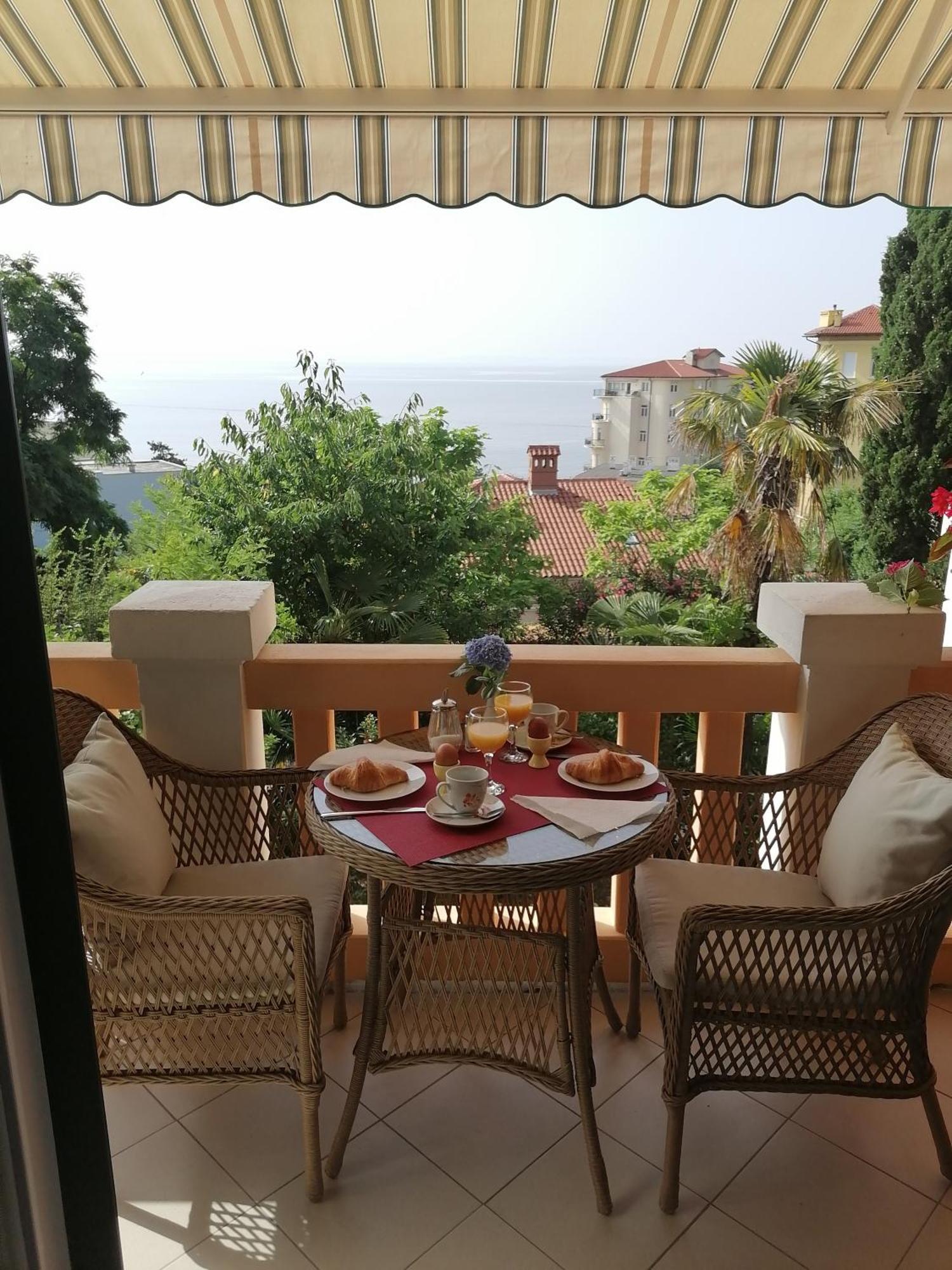 Villa Salus, Apartment Maruna Opatija Exterior foto