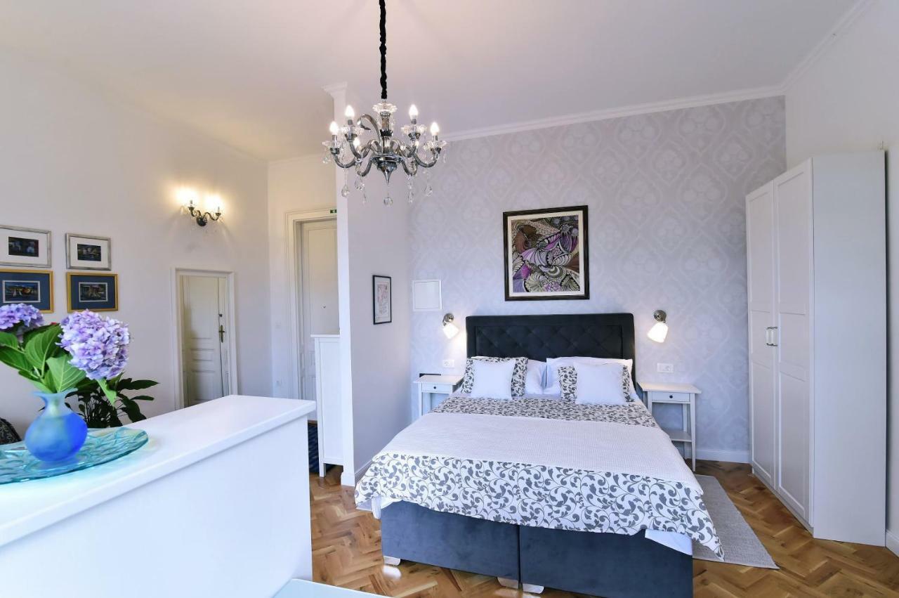 Villa Salus, Apartment Maruna Opatija Exterior foto