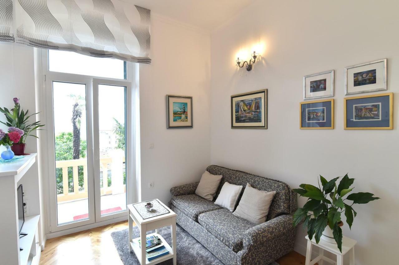 Villa Salus, Apartment Maruna Opatija Exterior foto